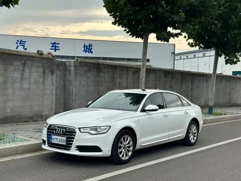 Audi A6L, 2015