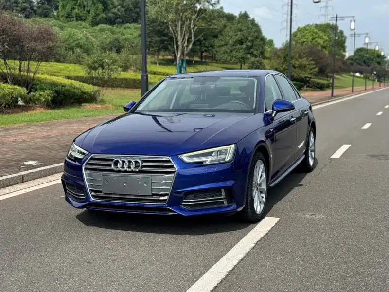 Audi A4L, 2018