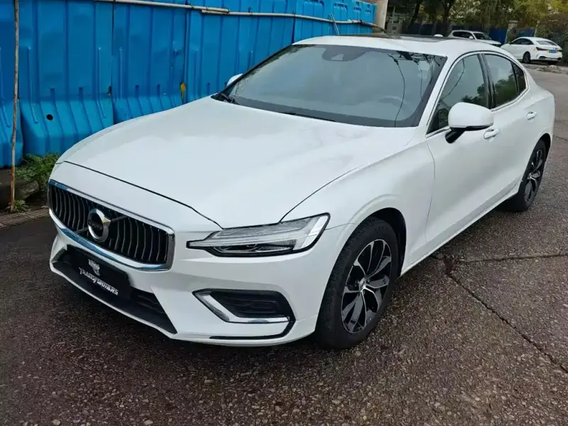 Volvo S60, 2021