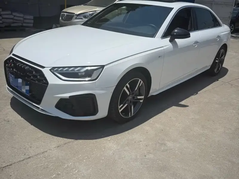 Audi A4L, 2021