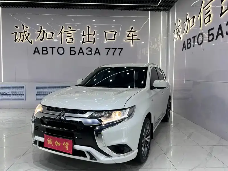 Mitsubishi Outlander, 2022