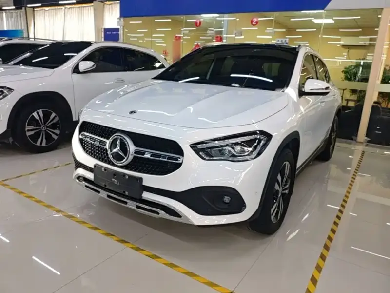 Mercedes-Benz GLA, 2021