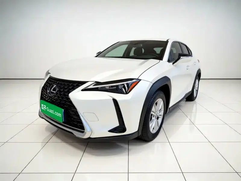Lexus UX, 2023