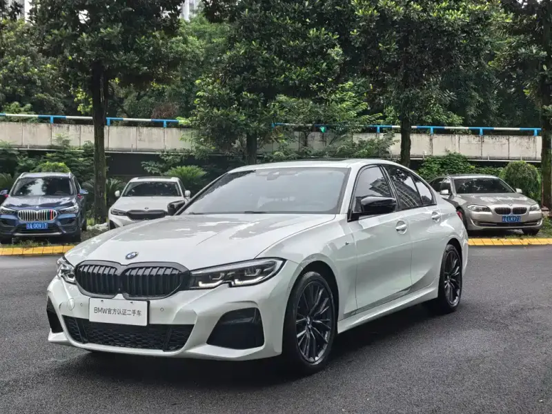 BMW 3 Series, 2021