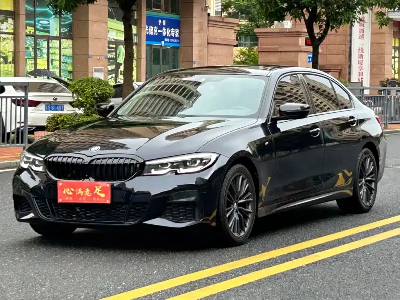 BMW 3 Series, 2021