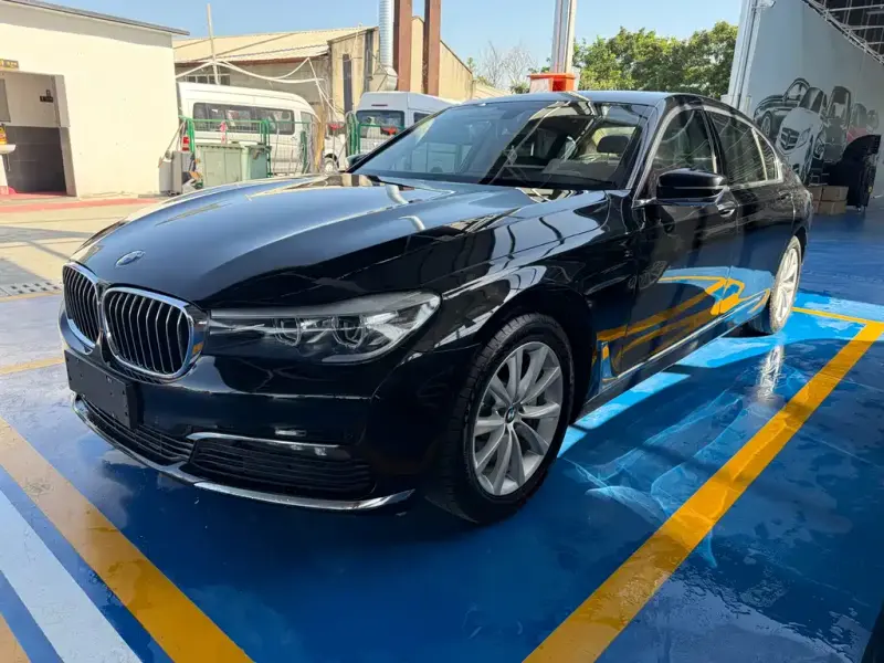 BMW 7 Series, 2017