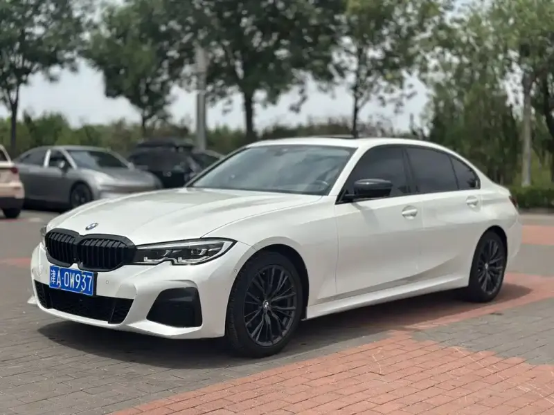 BMW 3 Series, 2021
