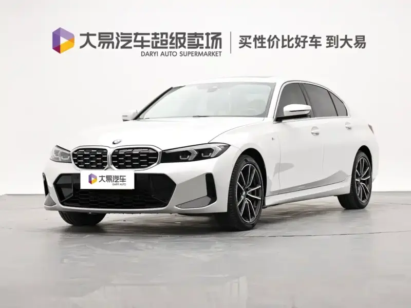 BMW 3 Series, 2022