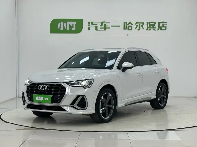 Audi Q3, 2022