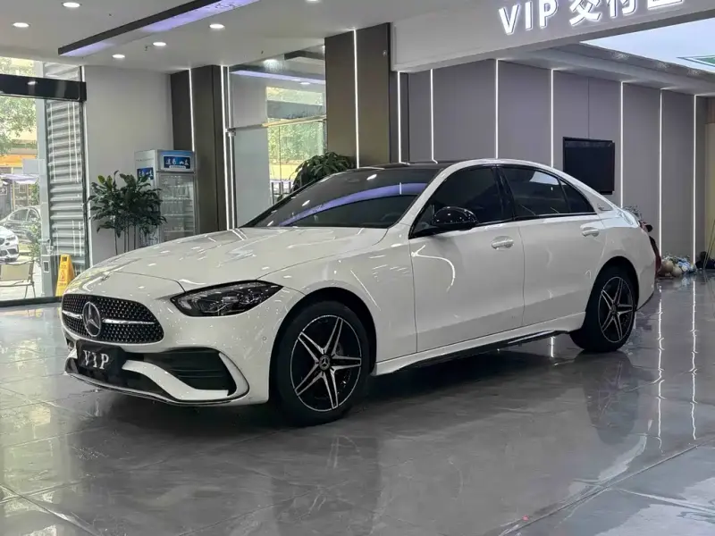 Mercedes-Benz C-Class, 2024