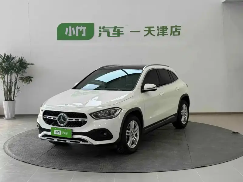 Mercedes-Benz GLA, 2022