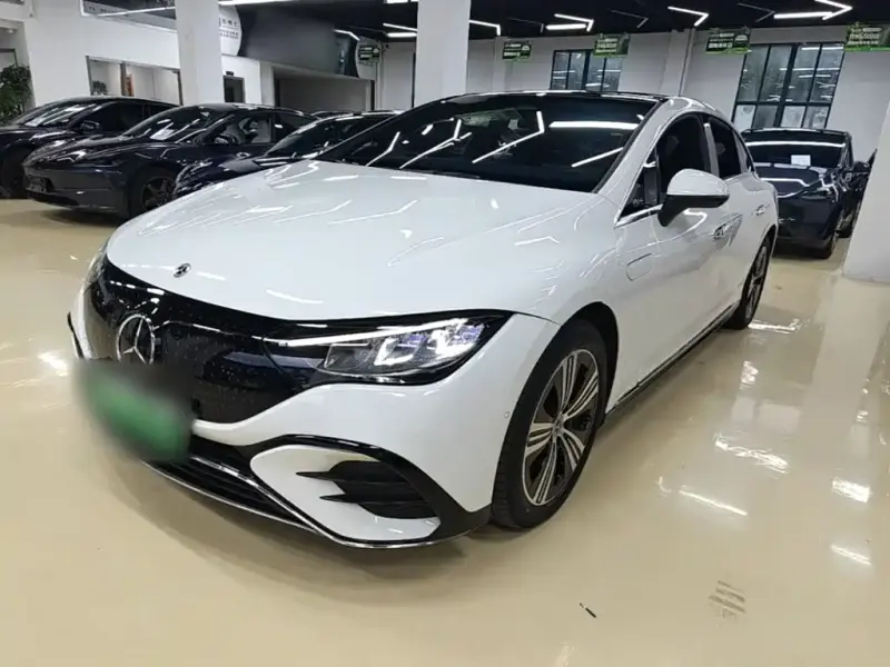 Mercedes-Benz EQE, 2025