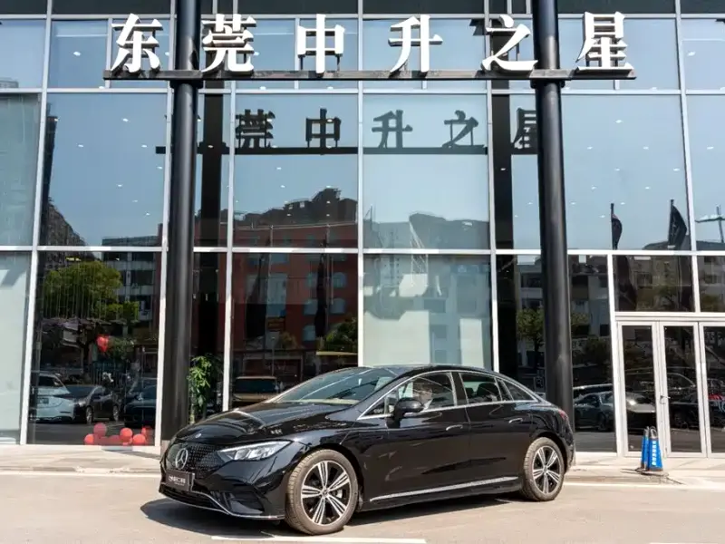 Mercedes-Benz EQE, 2025