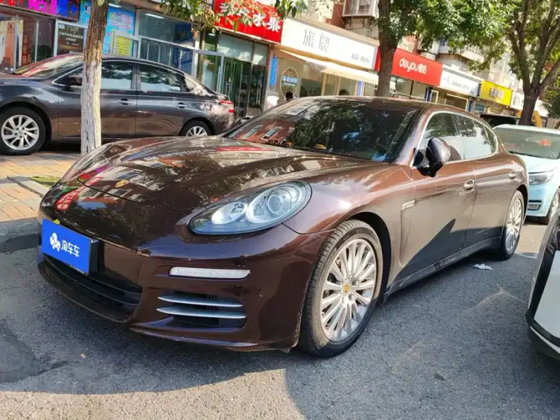 Porsche Panamera, 2016