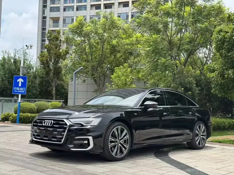 Audi A6L, 2022