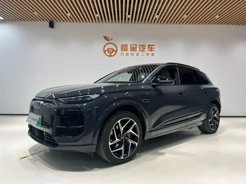 Audi Q6L e-tron, 2025