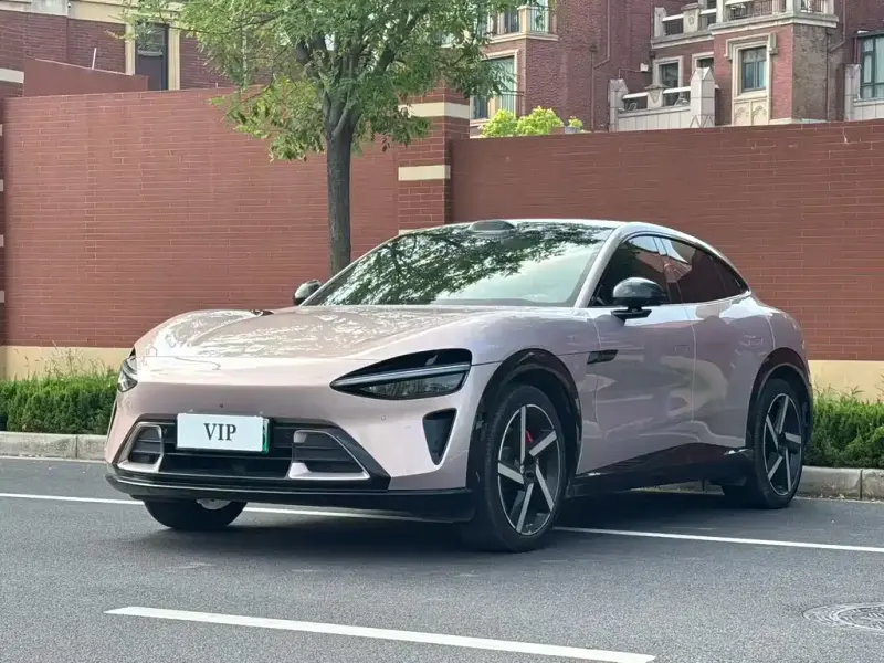 Xiaomi YU7, 2025