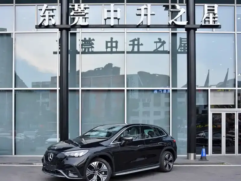 Mercedes-Benz EQE SUV, 2025