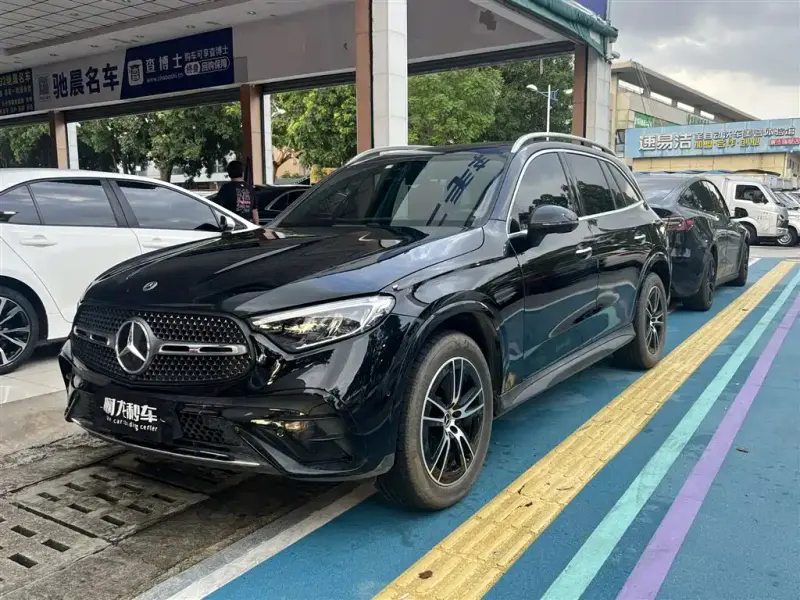 Mercedes-Benz GLC, 2025