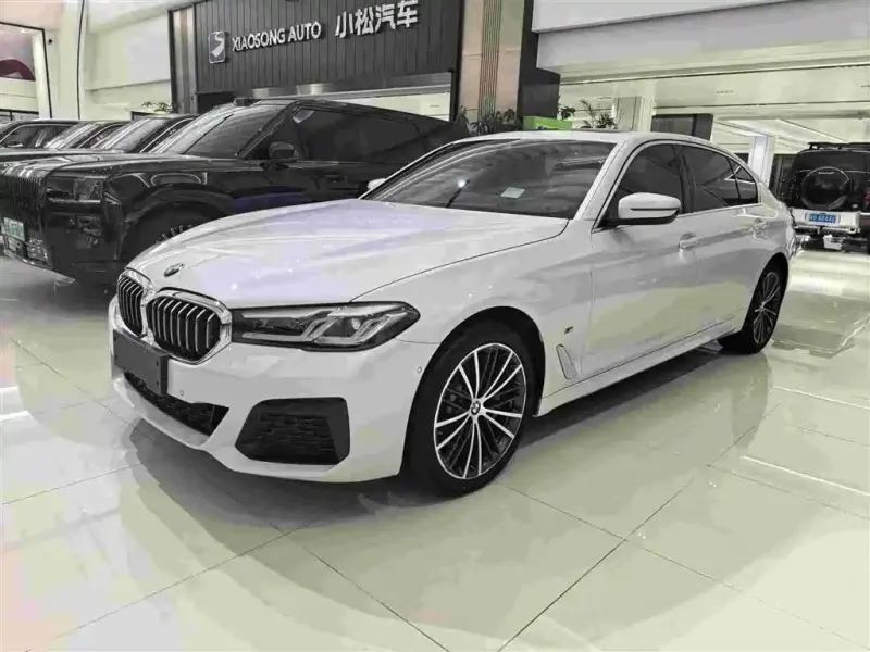 BMW 5 Series, 2024