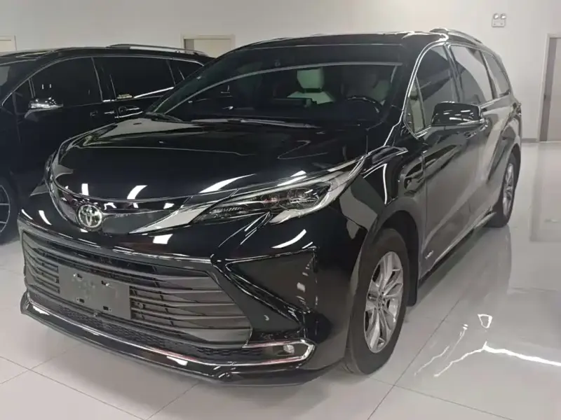 Toyota Sienna, 2024