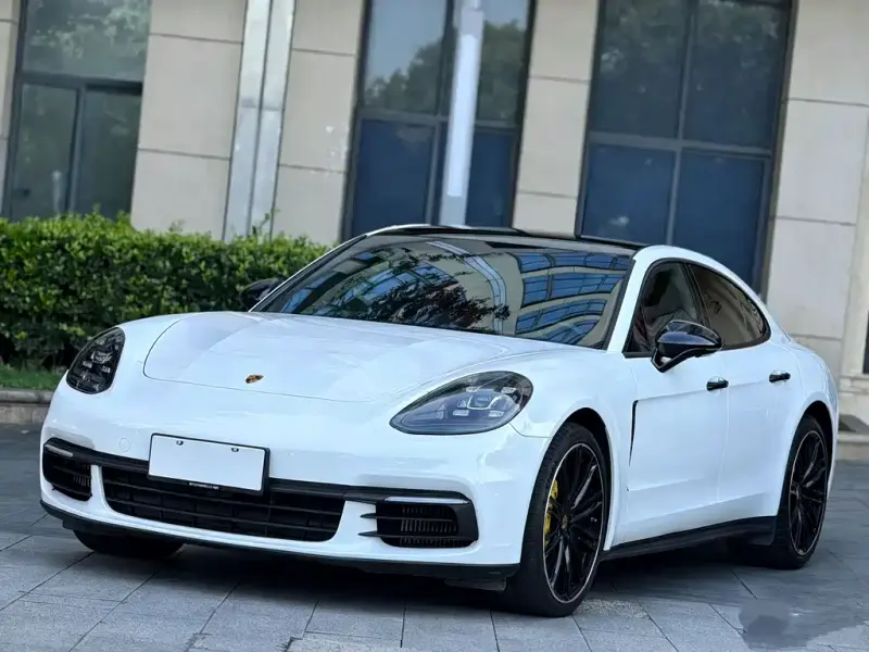 Porsche Panamera, 2020