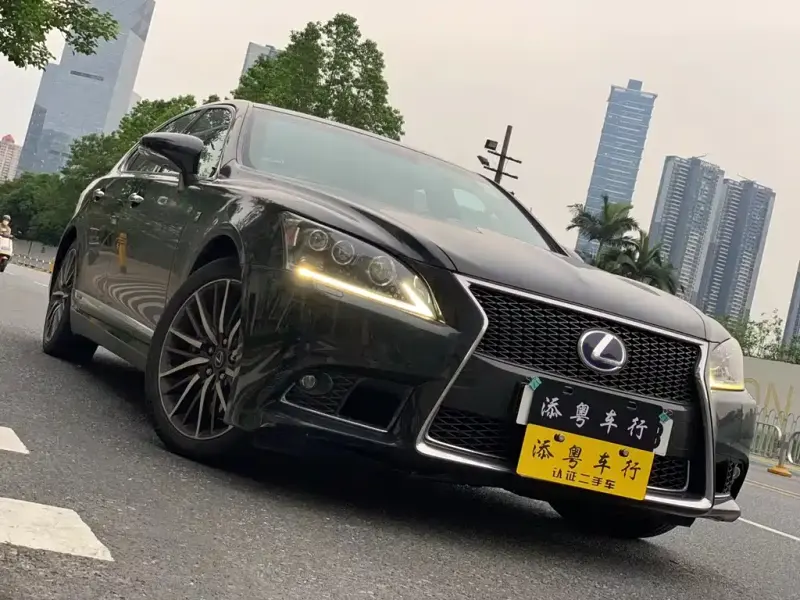 Lexus LS, 2013