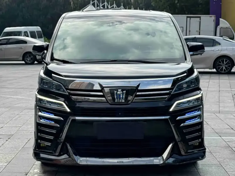 Toyota Vellfire, 2019