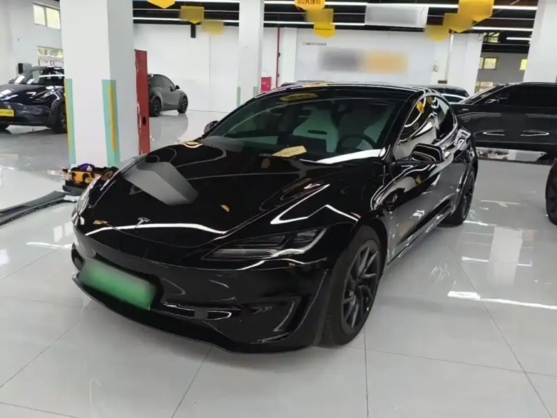 Tesla Model 3, 2026