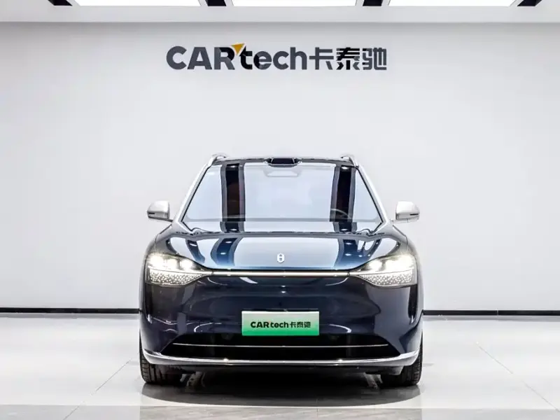 AITO M9, 2025