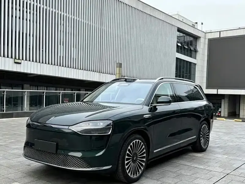 AITO M9, 2025