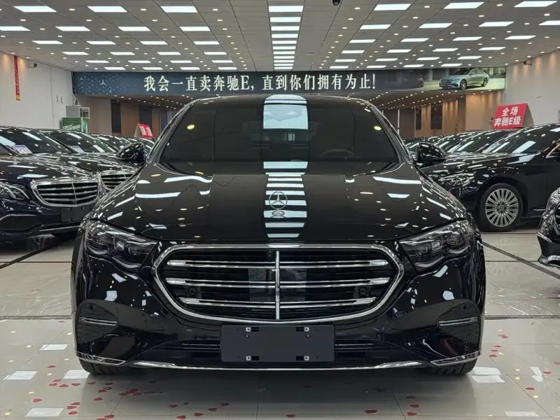 Mercedes-Benz E-Class, 2025