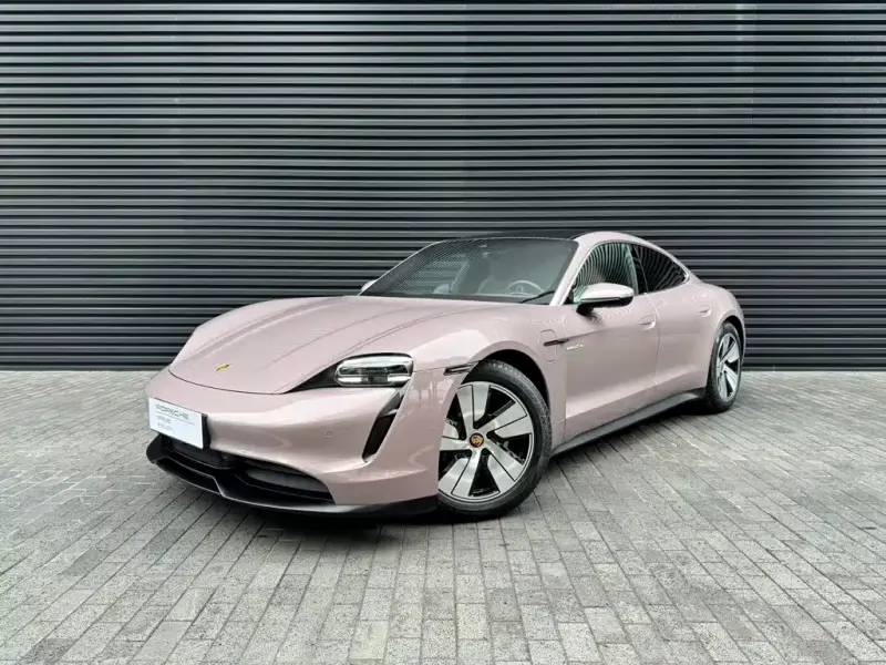 Porsche Taycan, 2021
