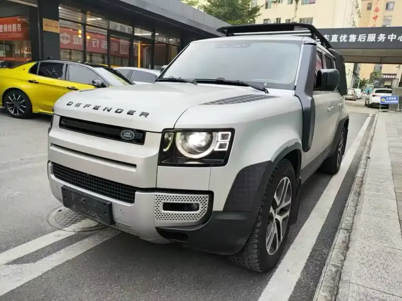 Land Rover Defender, 2020