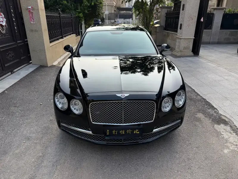 Bentley Flying Spur, 2015