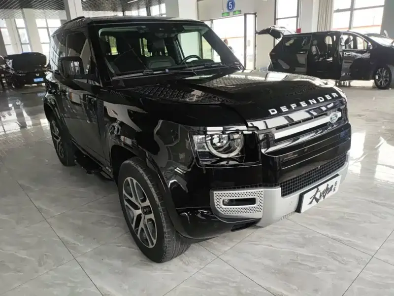 Land Rover Defender, 2022