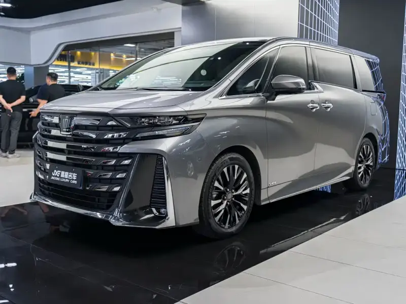 Toyota Vellfire, 2024