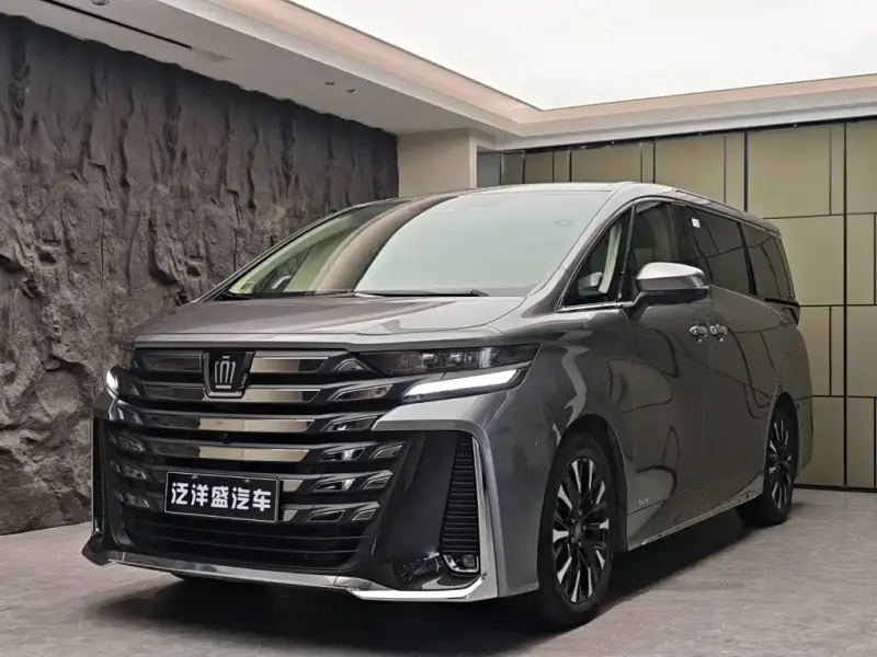 Toyota Vellfire, 2024