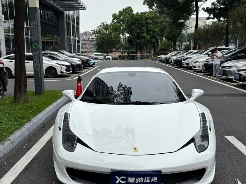 Ferrari 458, 2013