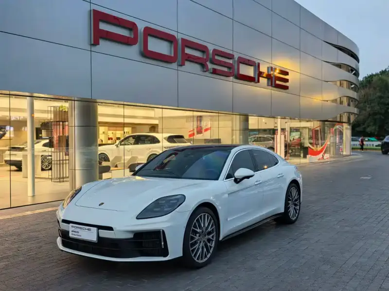 Porsche Panamera, 2025
