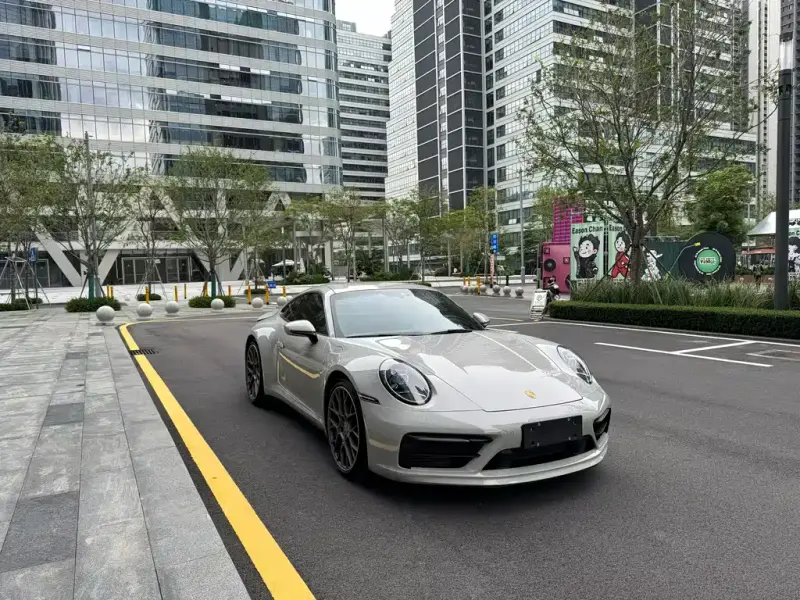 Porsche 911, 2022