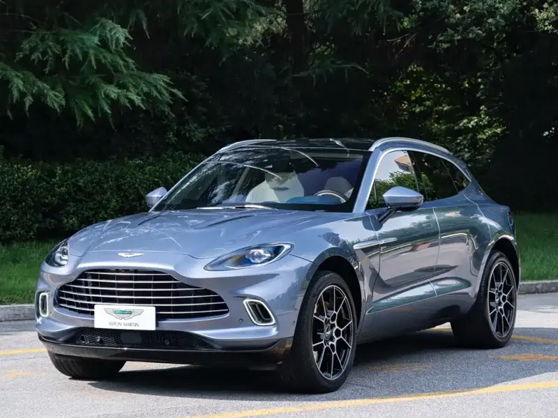 Aston Martin DBX, 2022