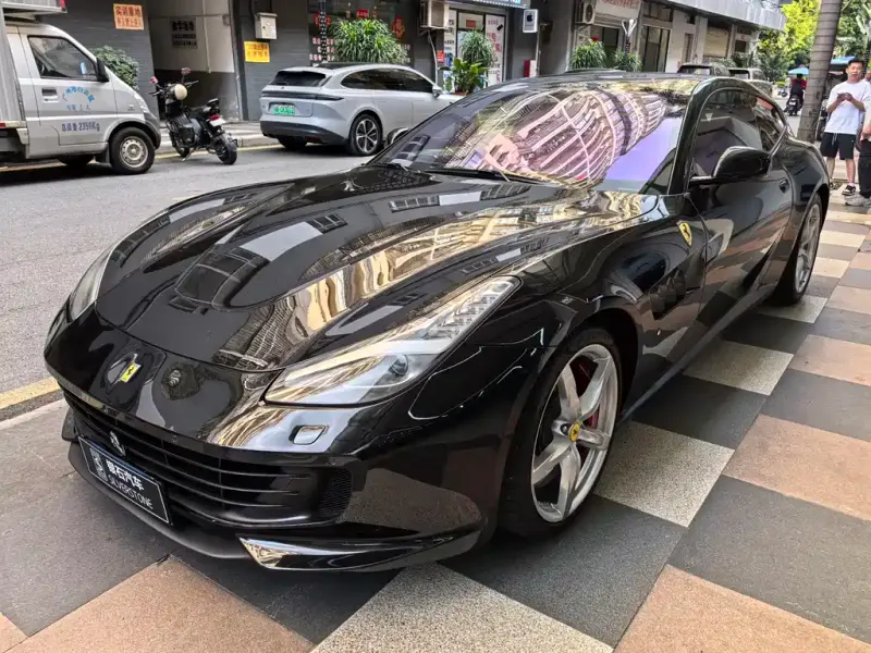 Ferrari GTC4Lusso, 2018