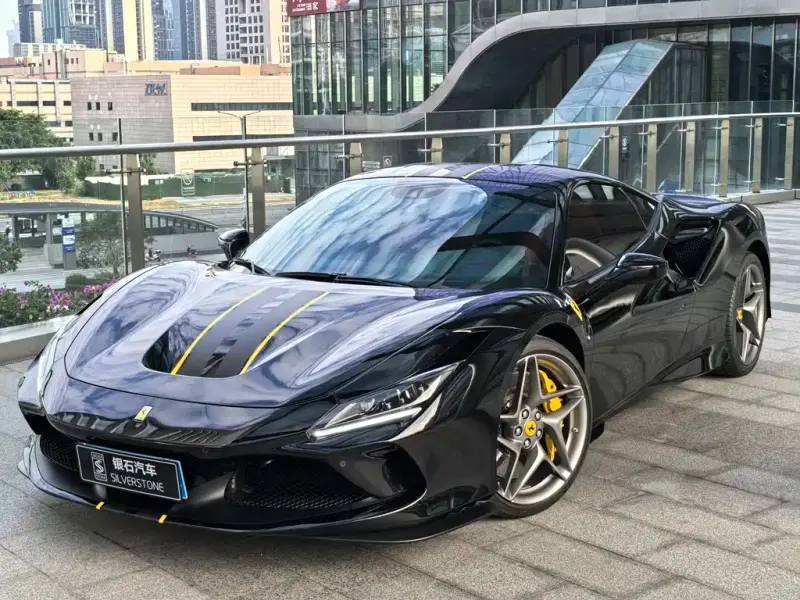 Ferrari F8, 2022