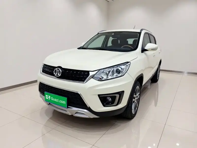 BAIC Senova X35, 2016