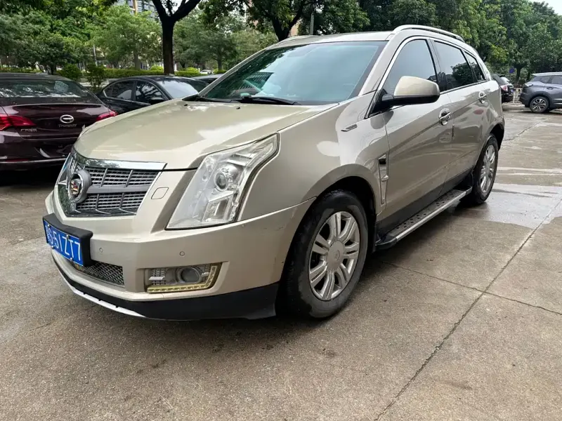 Cadillac SRX, 2011