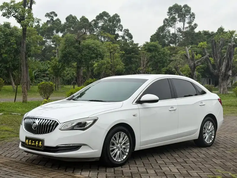 Buick Excelle, 2016
