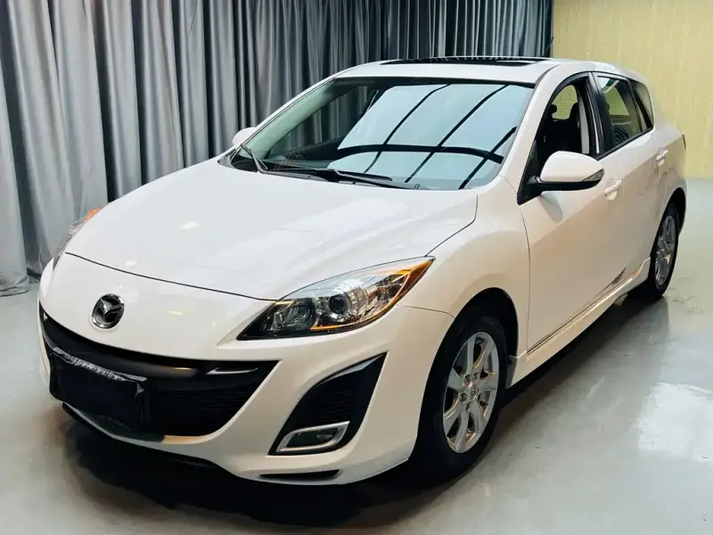 Mazda 3 Xingcheng, 2012