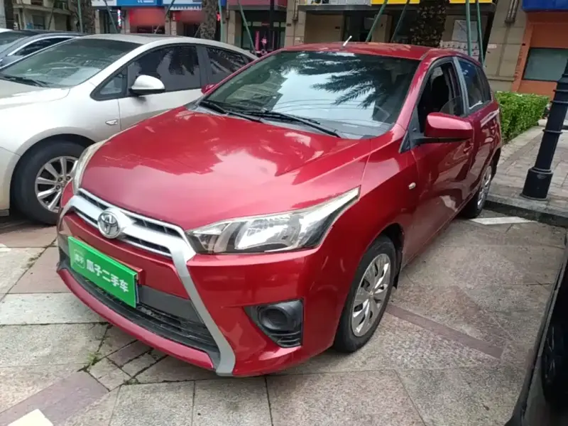 Toyota Yaris L, 2015