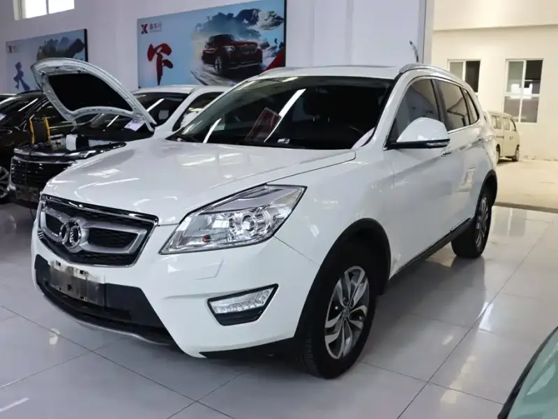 BAIC Senova X65, 2015